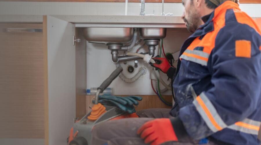 Professional slab leak plumber services in Belpre, KS